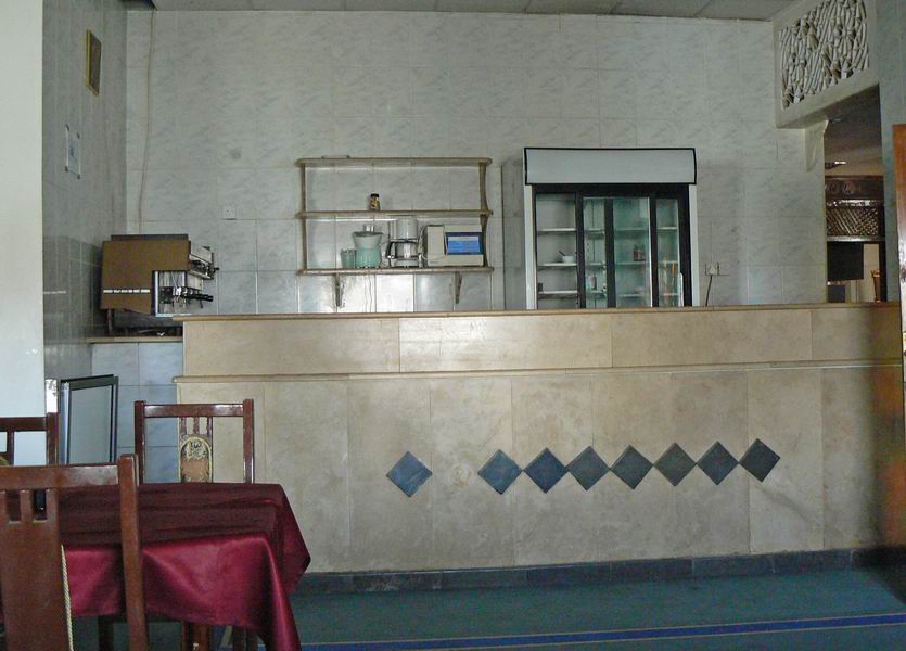 43 San'aa, le bar de l'hotel 2009 P1190953.JPG