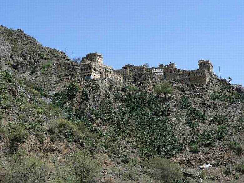 79 Le village forteresse de Bartan.jpg
